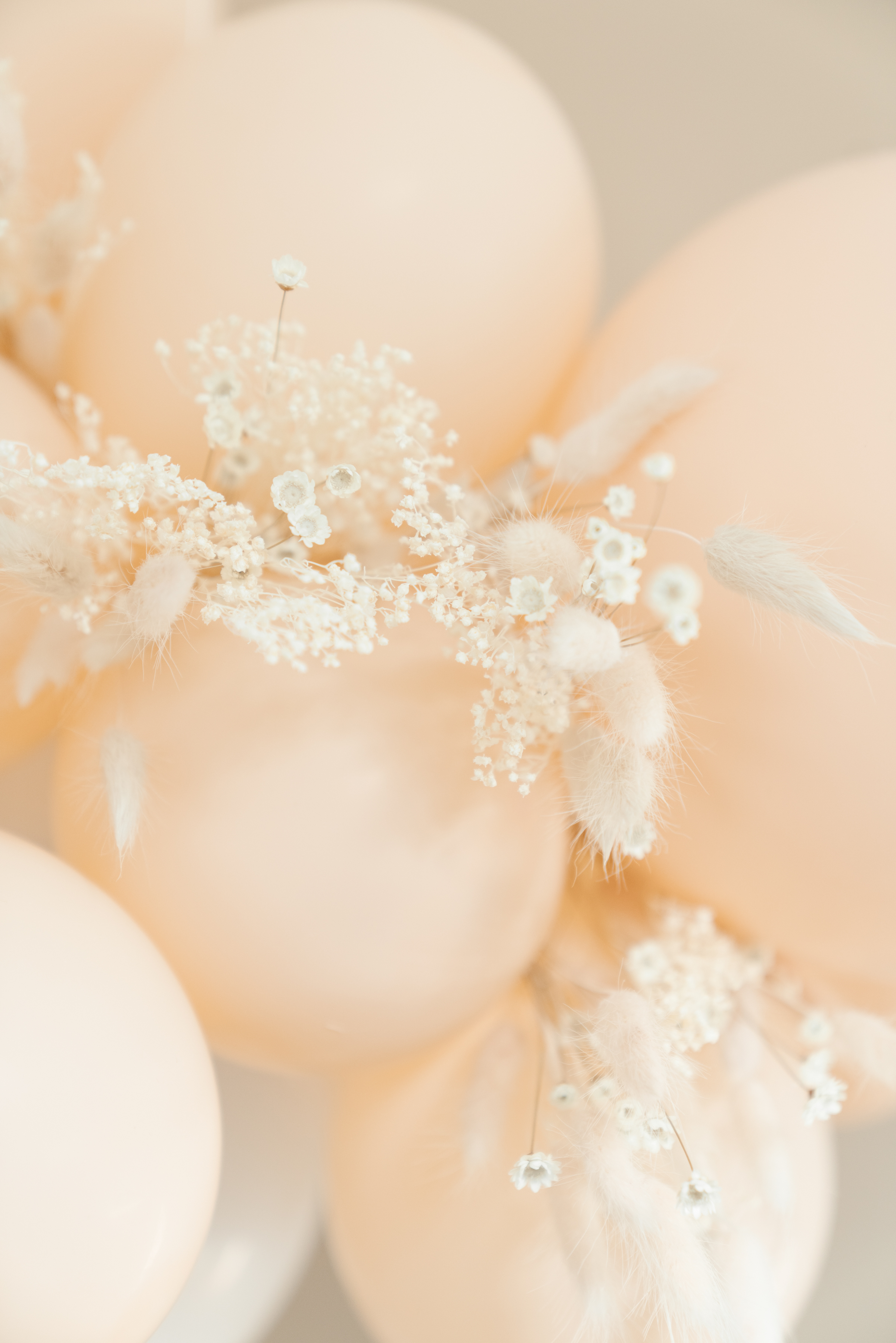 Beautiful beige birthday celebration balloons